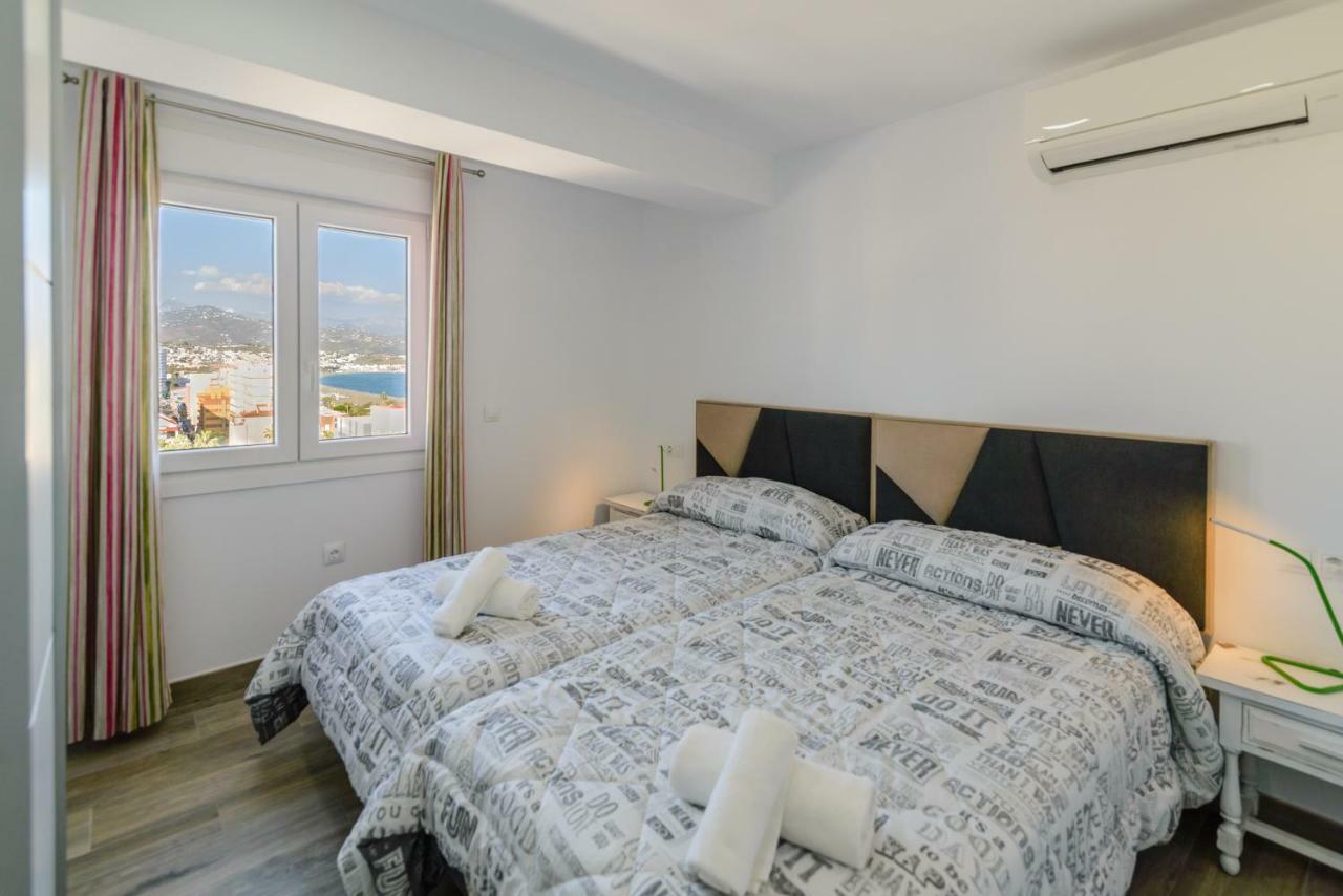 Atico Con Vistas Espectaculares Al Mar Lägenhet Torre Del Mar Exteriör bild