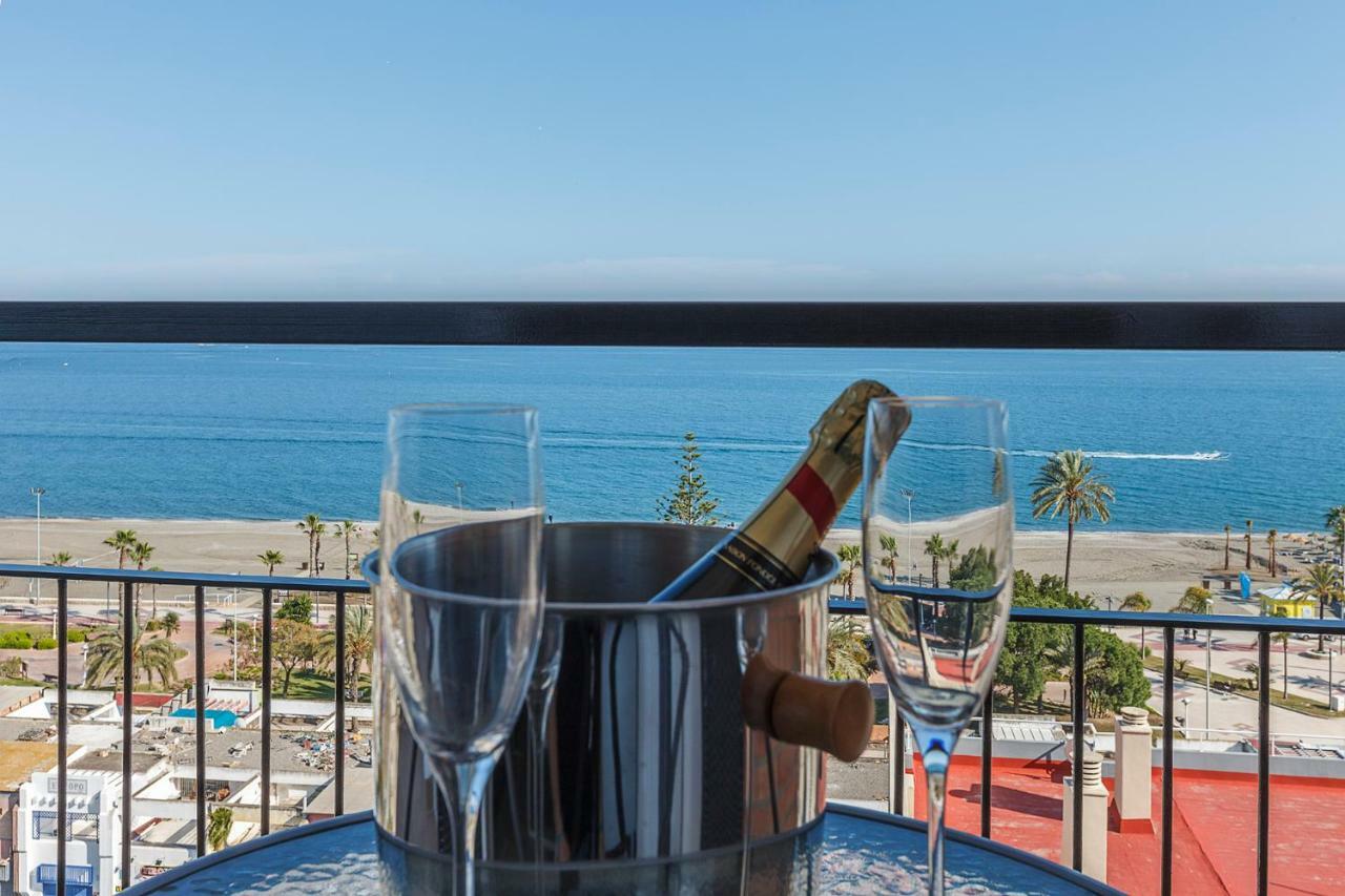 Atico Con Vistas Espectaculares Al Mar Lägenhet Torre Del Mar Exteriör bild