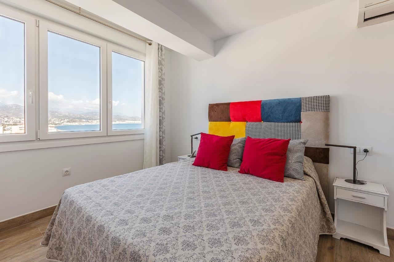 Atico Con Vistas Espectaculares Al Mar Lägenhet Torre Del Mar Exteriör bild